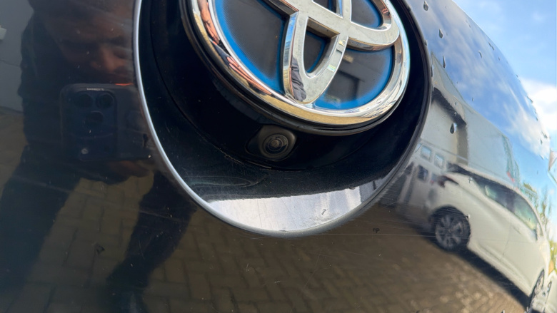Toyota Corolla 1.8 VVT-i Hybrid Icon Tech 5dr CVT Hybrid Hatchback